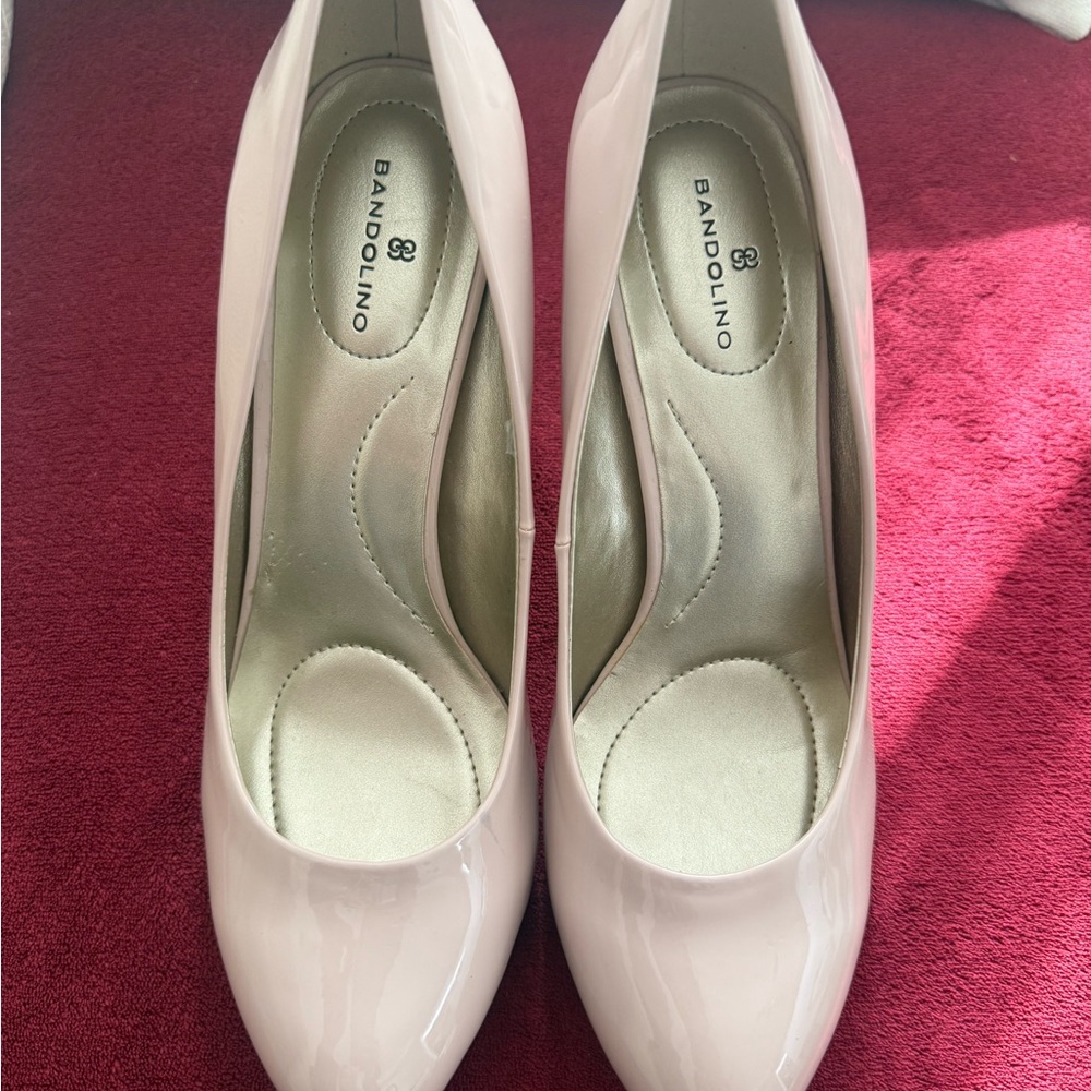 Bandolino Blush Patent Pointed-Toe Pumps,New with out tag